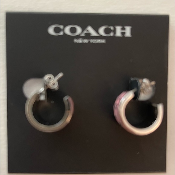 NWT Pink Coach Signature C Huggie Earrings - Picture 6 of 9